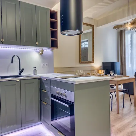 T3 Neuf Bastide Centre Historique 6 Personnes Apartment *