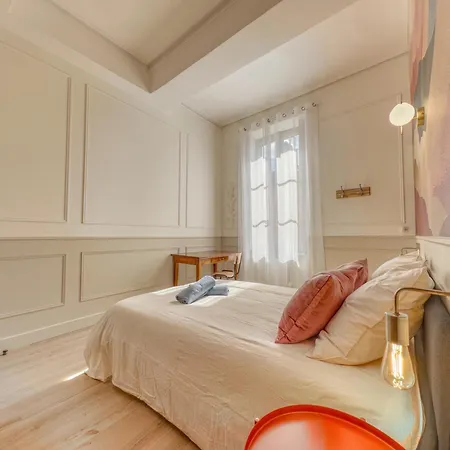 T3 Neuf Bastide Centre Historique 6 Personnes Apartment *