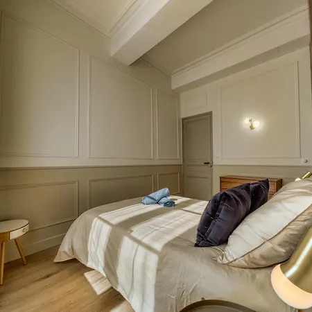 Apartment T3 Neuf Bastide Centre Historique 6 Personnes *