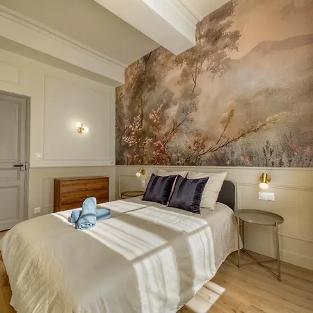 T3 Neuf Bastide Centre Historique 6 Personnes Apartment